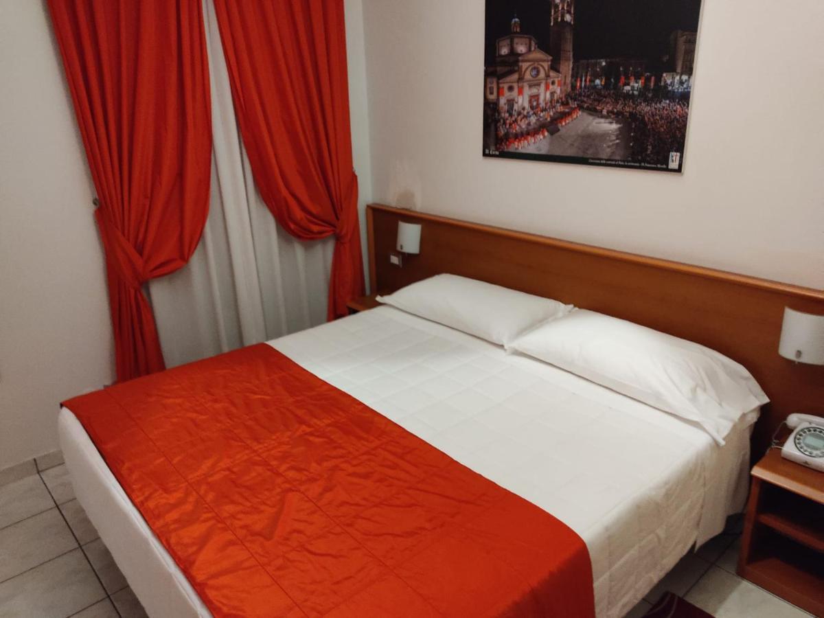 Hotel Al Corso Legnano Buitenkant foto